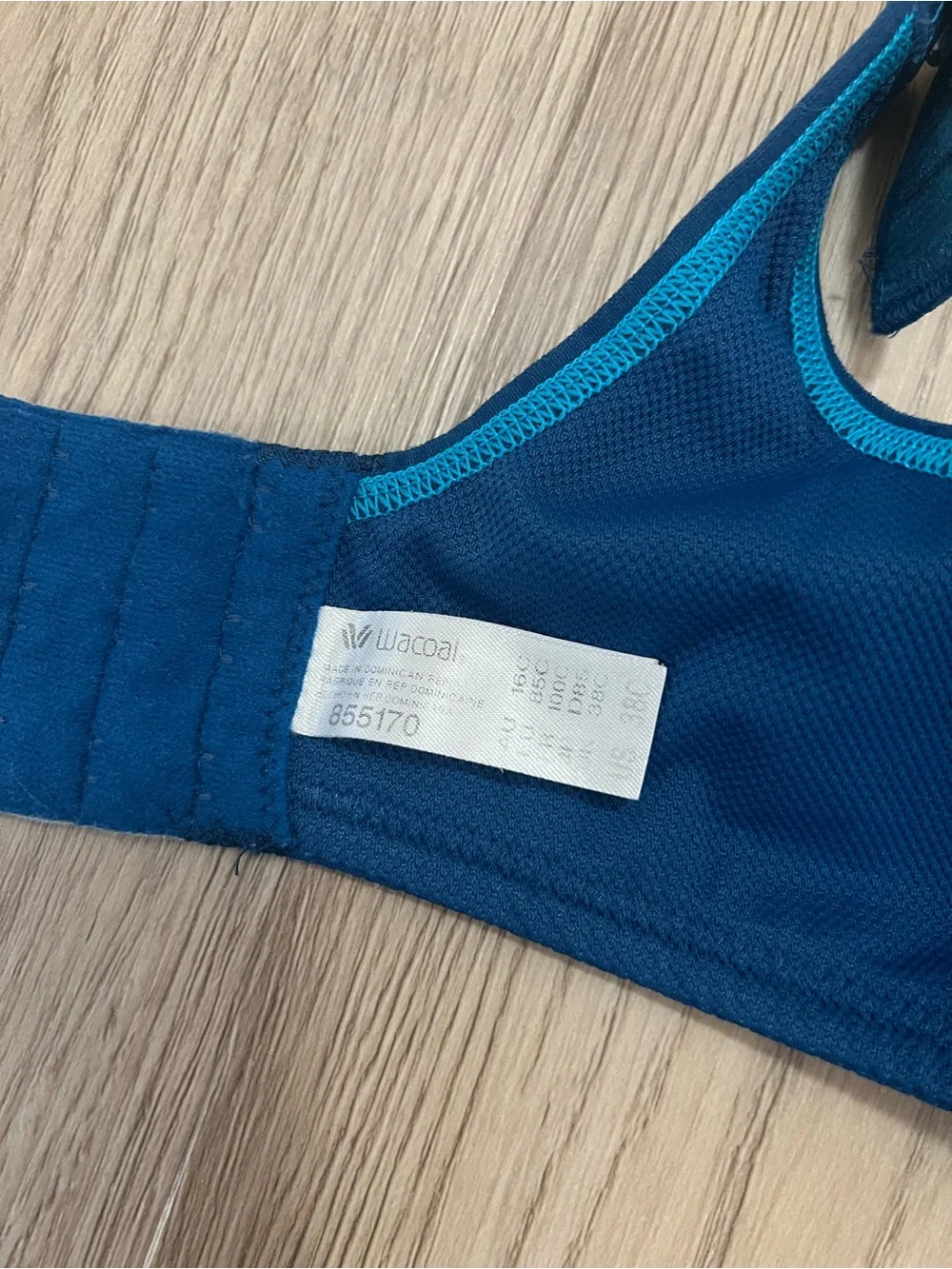 Wacoal Simone Sport Underwire Bra Style 855170 - 38C